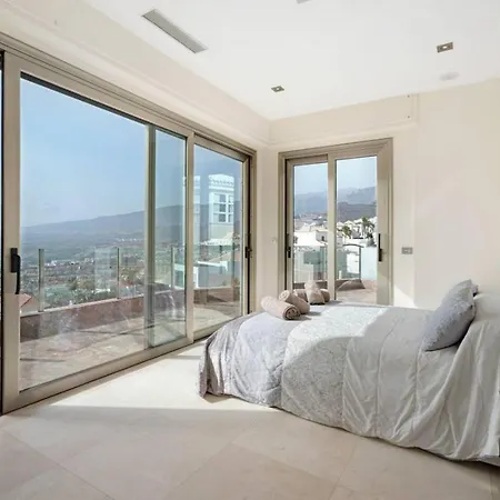 Top With Views & Infinity Pool - What'app - 0034-611-233-784 - For Reservations! Costa Adeje (Tenerife)