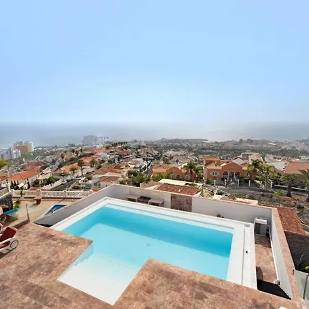 Top With Views & Infinity Pool - What'app - 0034-611-233-784 - For Reservations!