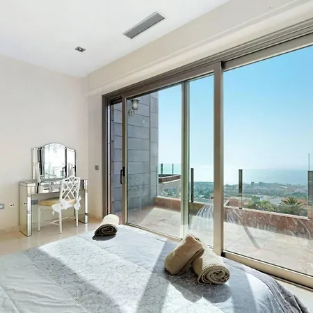 Top With Views & Infinity Pool - What'app - 0034-611-233-784 - For Reservations! Villa Costa Adeje (Tenerife)