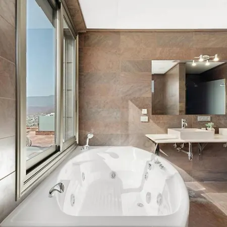 Top With Views & Infinity Pool - What'app - 0034-611-233-784 - For Reservations! Costa Adeje (Tenerife)