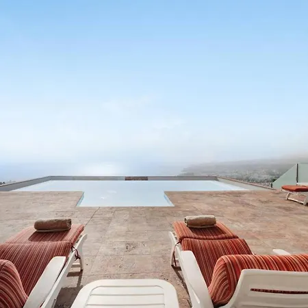 Villa Top With Views & Infinity Pool - What'app - 0034-611-233-784 - For Reservations! *